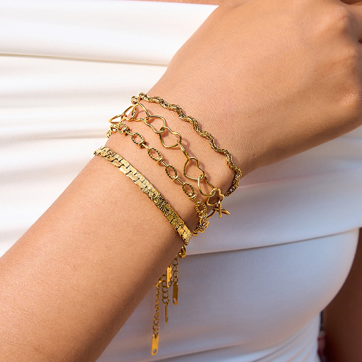 18K Gold Heart Chain Trendy Everyday Bracelet Stack