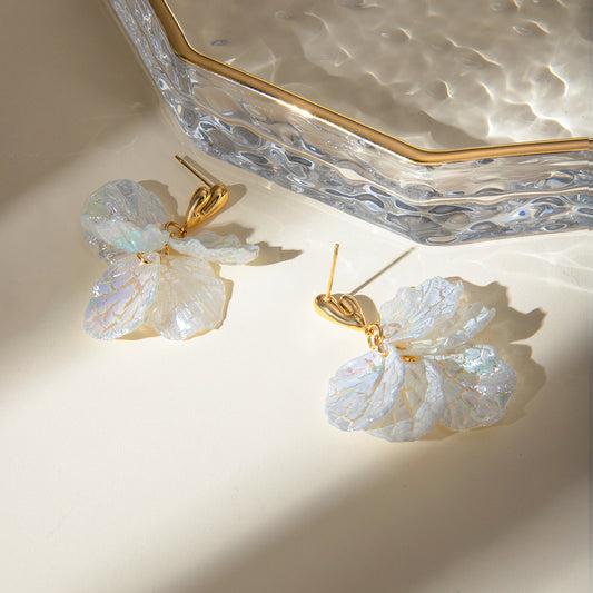 18K Gold Beach Flower Dangle Drop Earrings