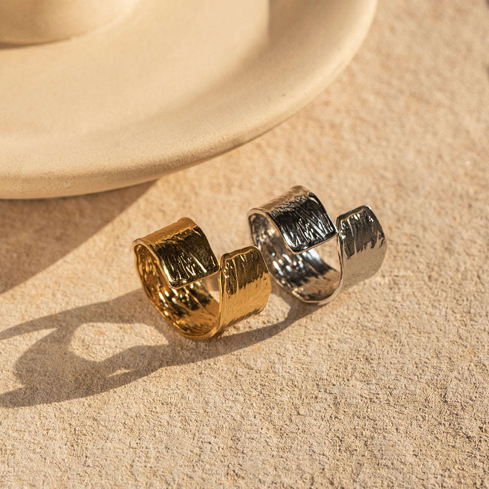 18K Gold Wrap Around Statement Ring