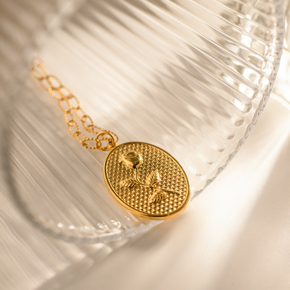 18K Gold Rose Oval Plate Pendant Necklace