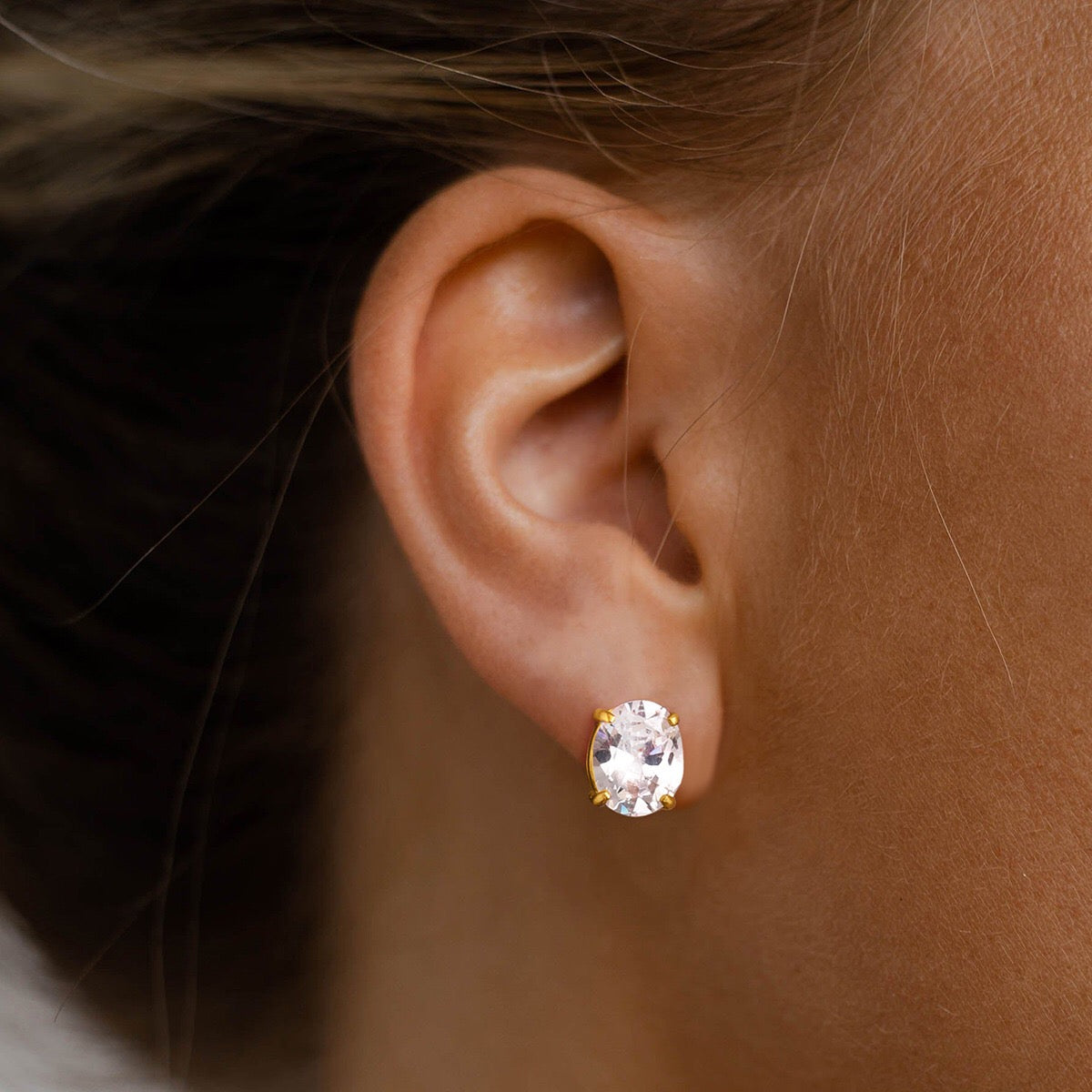 18K Gold Essential Elegance Flat Back Stud Earrings