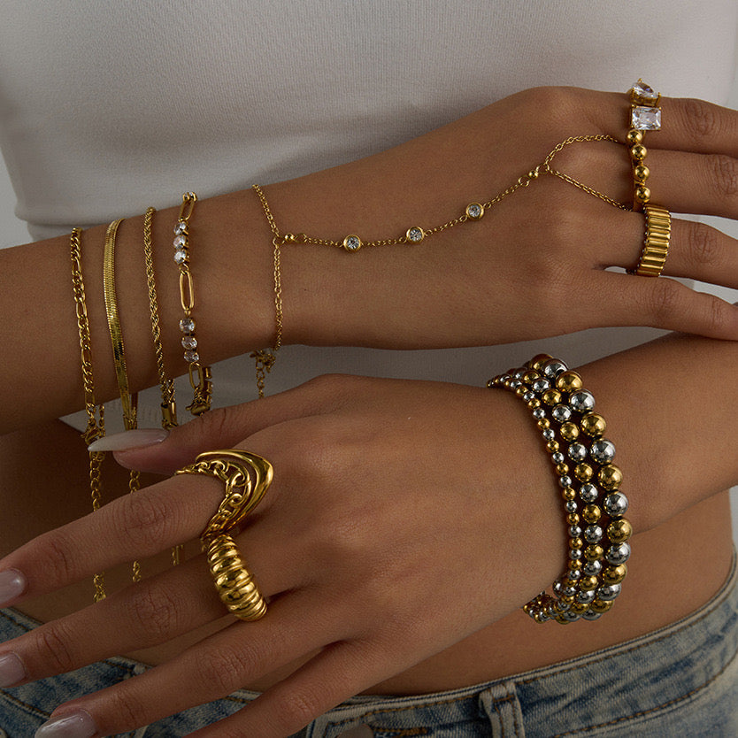18K Gold Waterproof Starry Hand Chain Bracelet