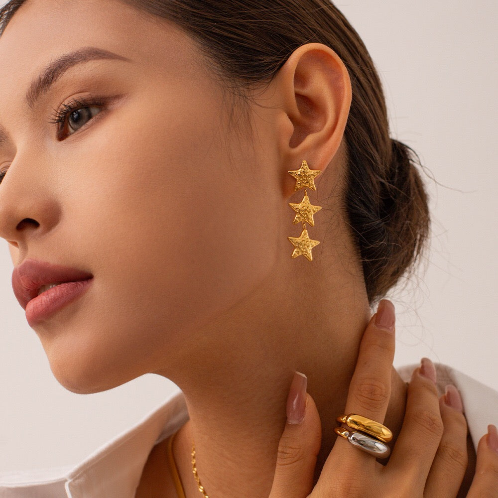 18K Gold Star Dangle Drop Earrings