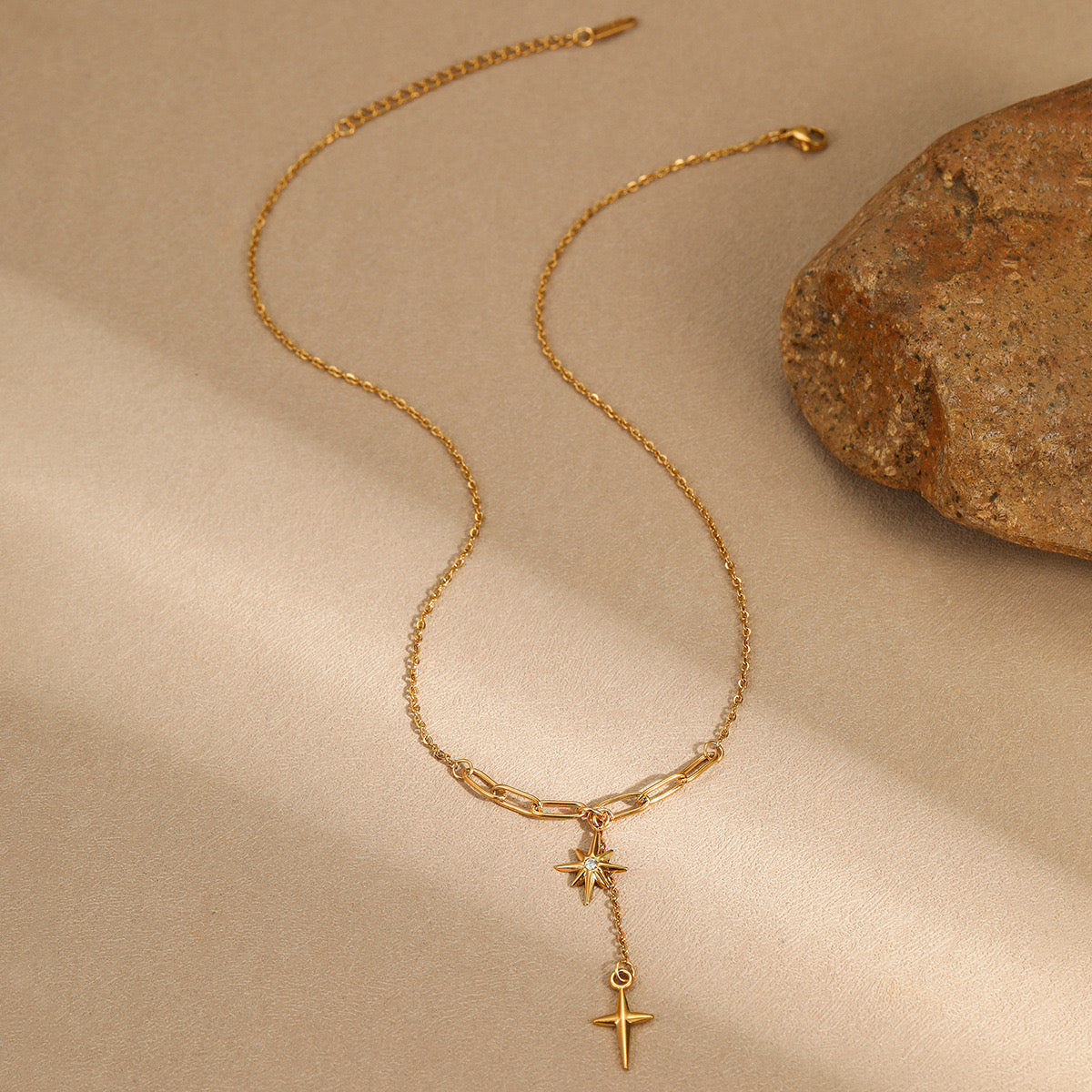 18K Gold Starburst Pendant Chain Lariat Necklace