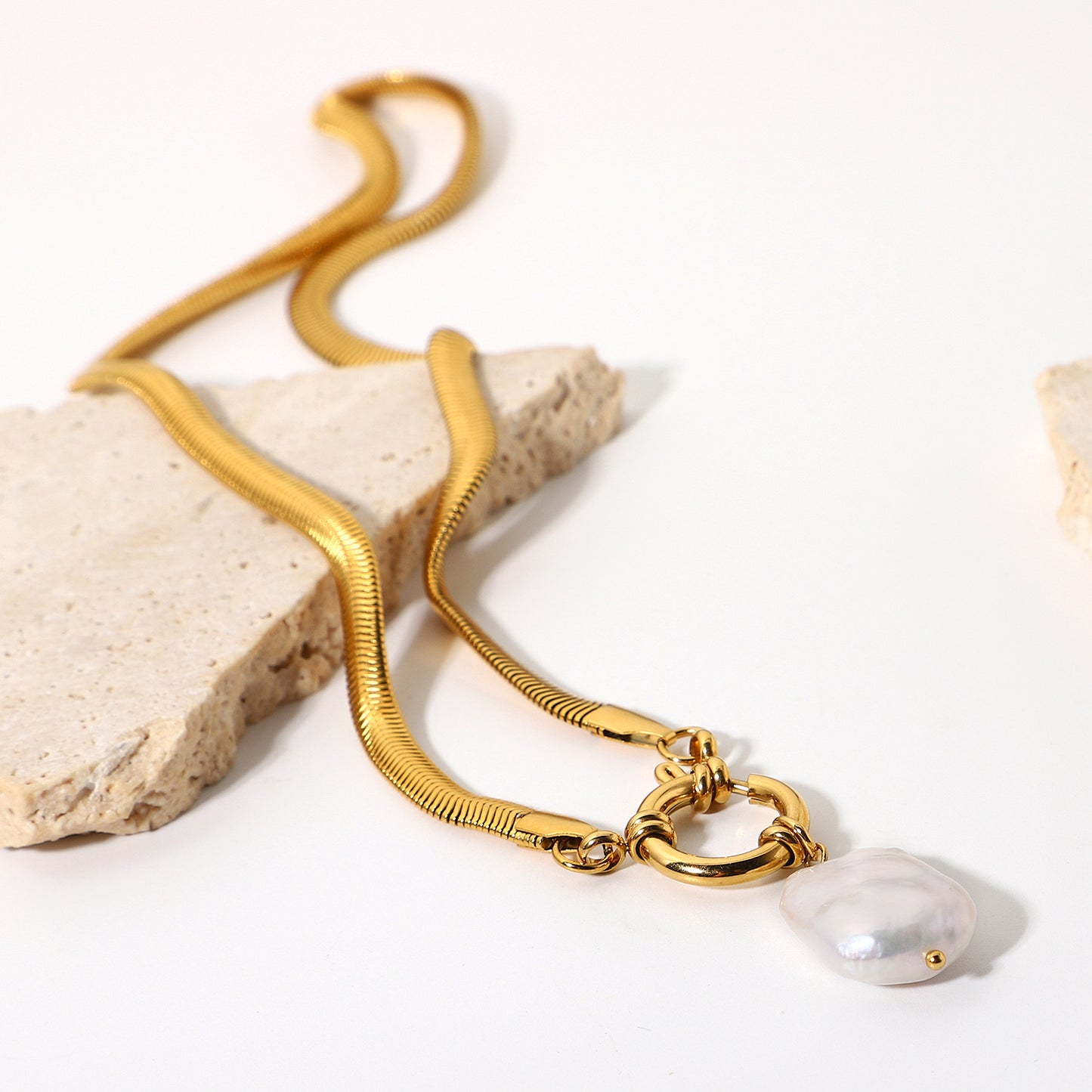 18K Gold Herringbone Snake Chain Pearl Pendant Charm Necklace