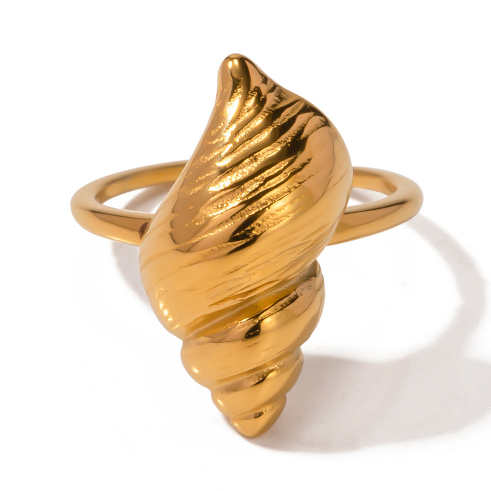 18K Gold Conch Ring