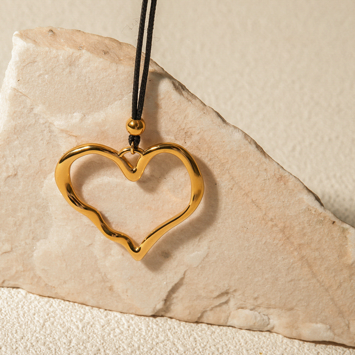 18K Gold Heart Statement Pendant Rope Necklace
