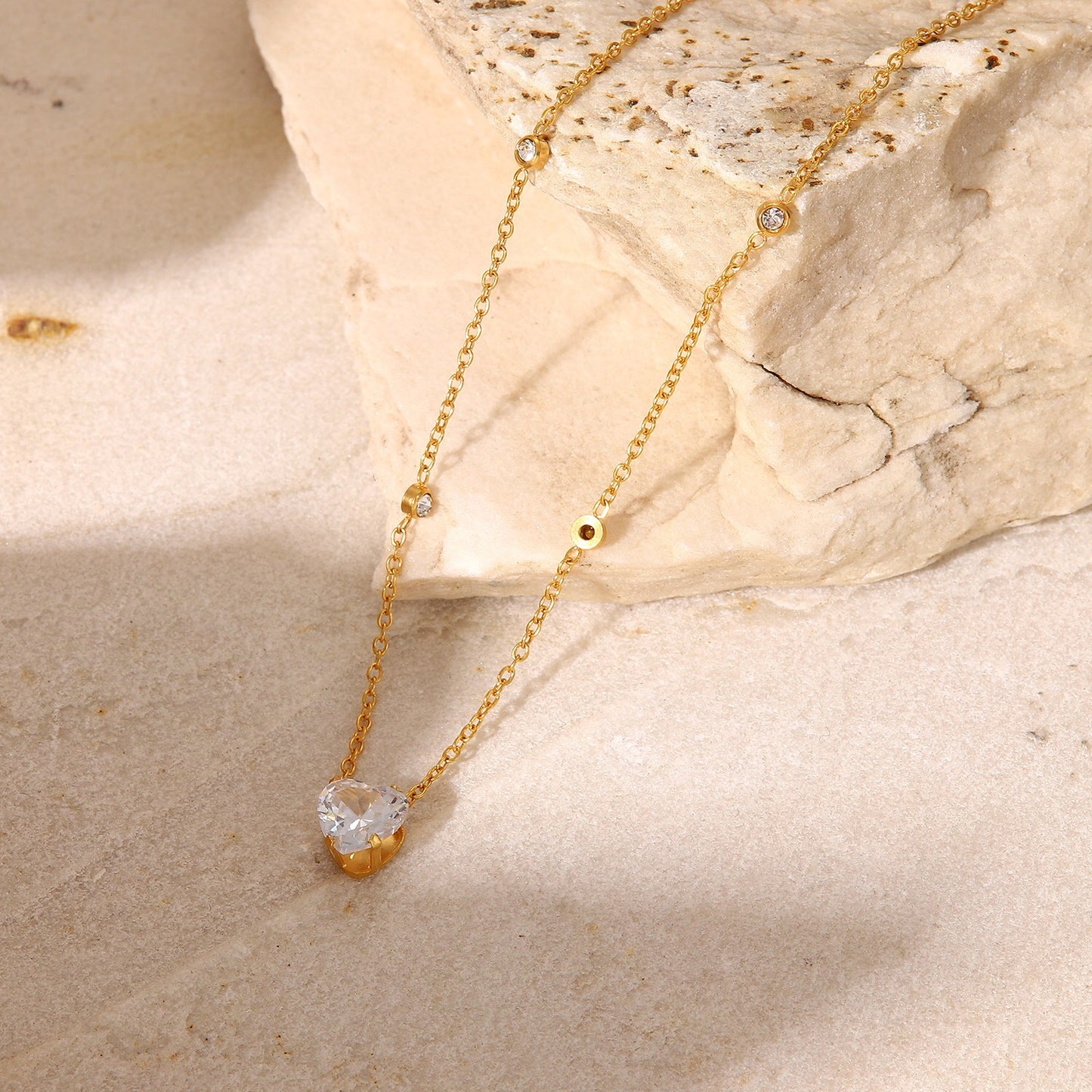 18K Gold Dainty Starry Heart CZ Pendant Necklace