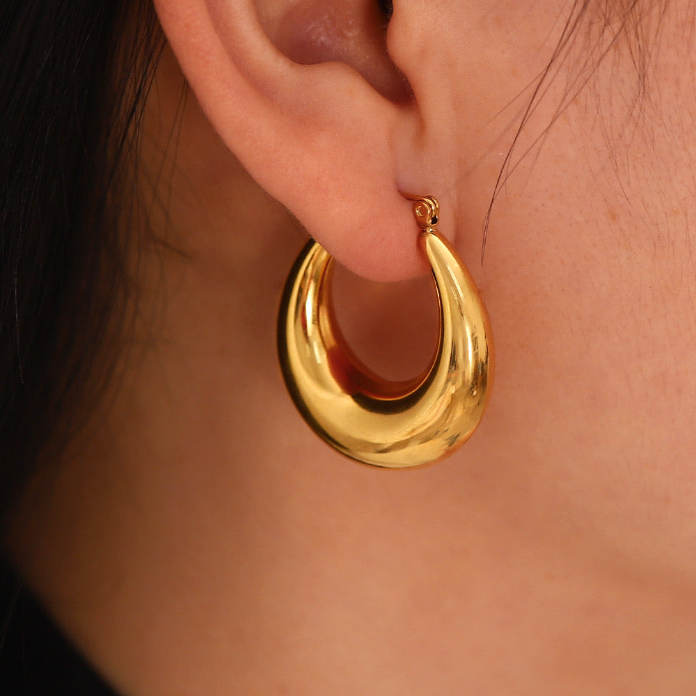 18K Gold Thick Huggie Small Hoop Earrings