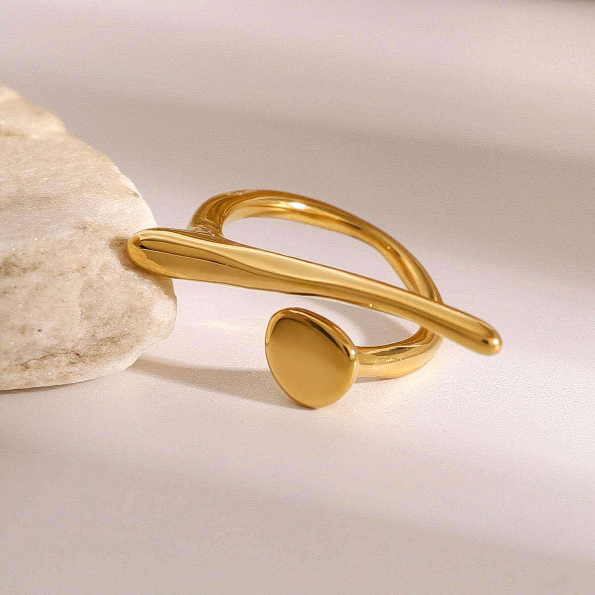 18K Gold Unique Geometric Statement Ring