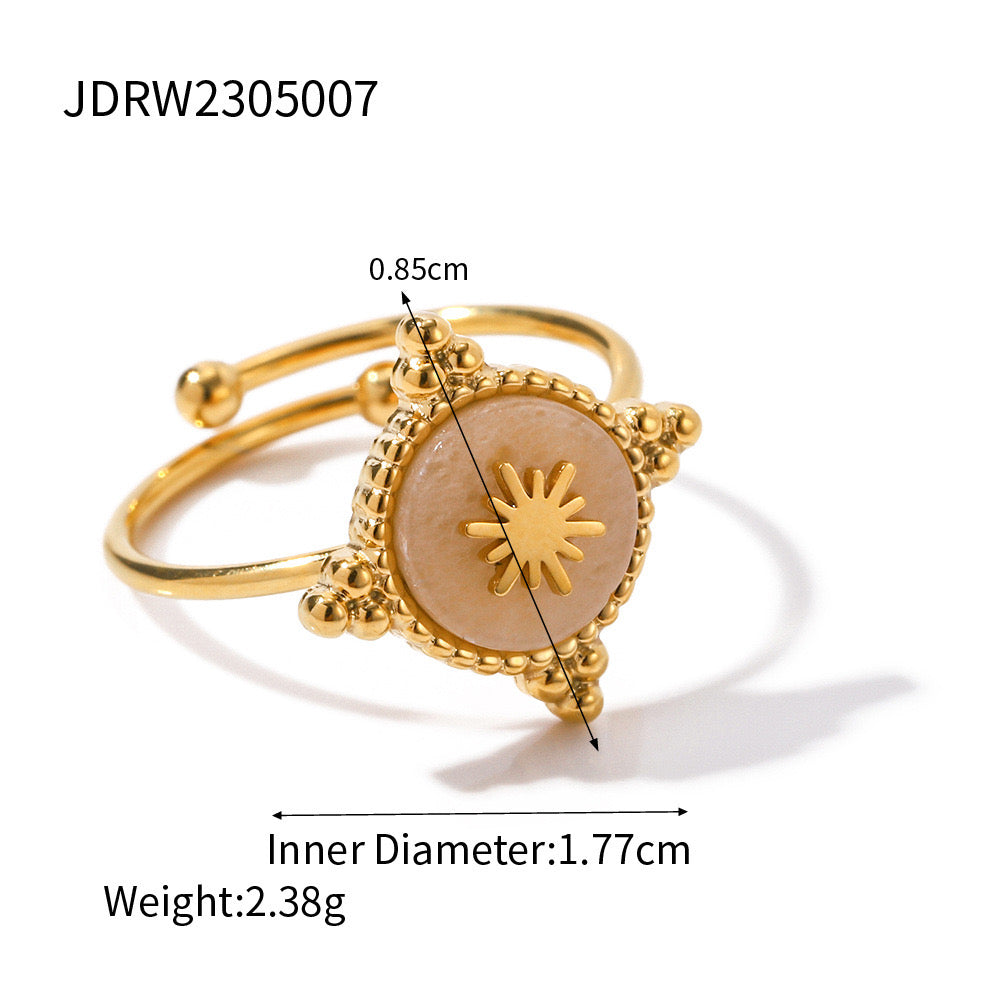 18K Gold Vintage Inspired Compass Ring