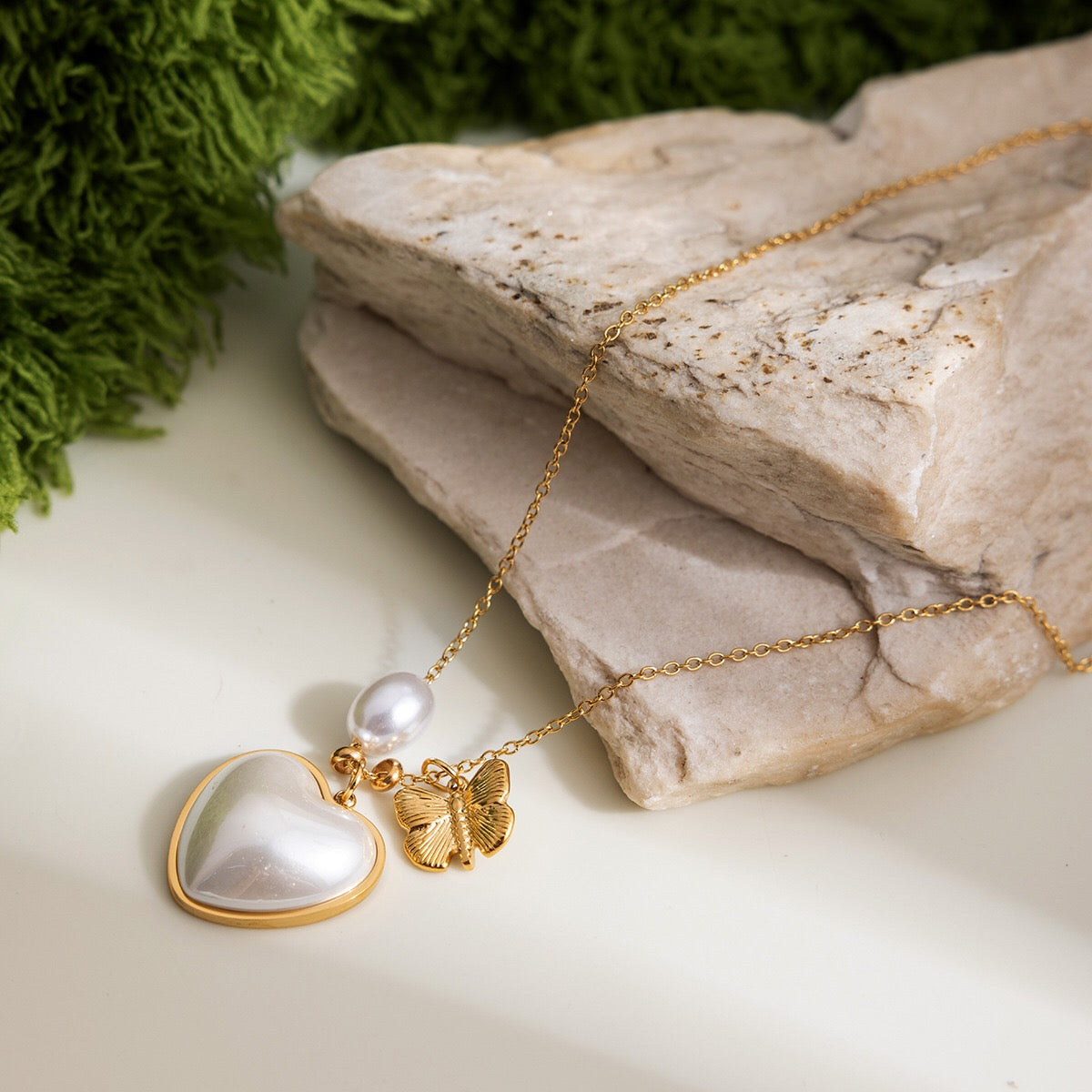 18K Gold Soft Harmony Pearl Charm Statement Necklace