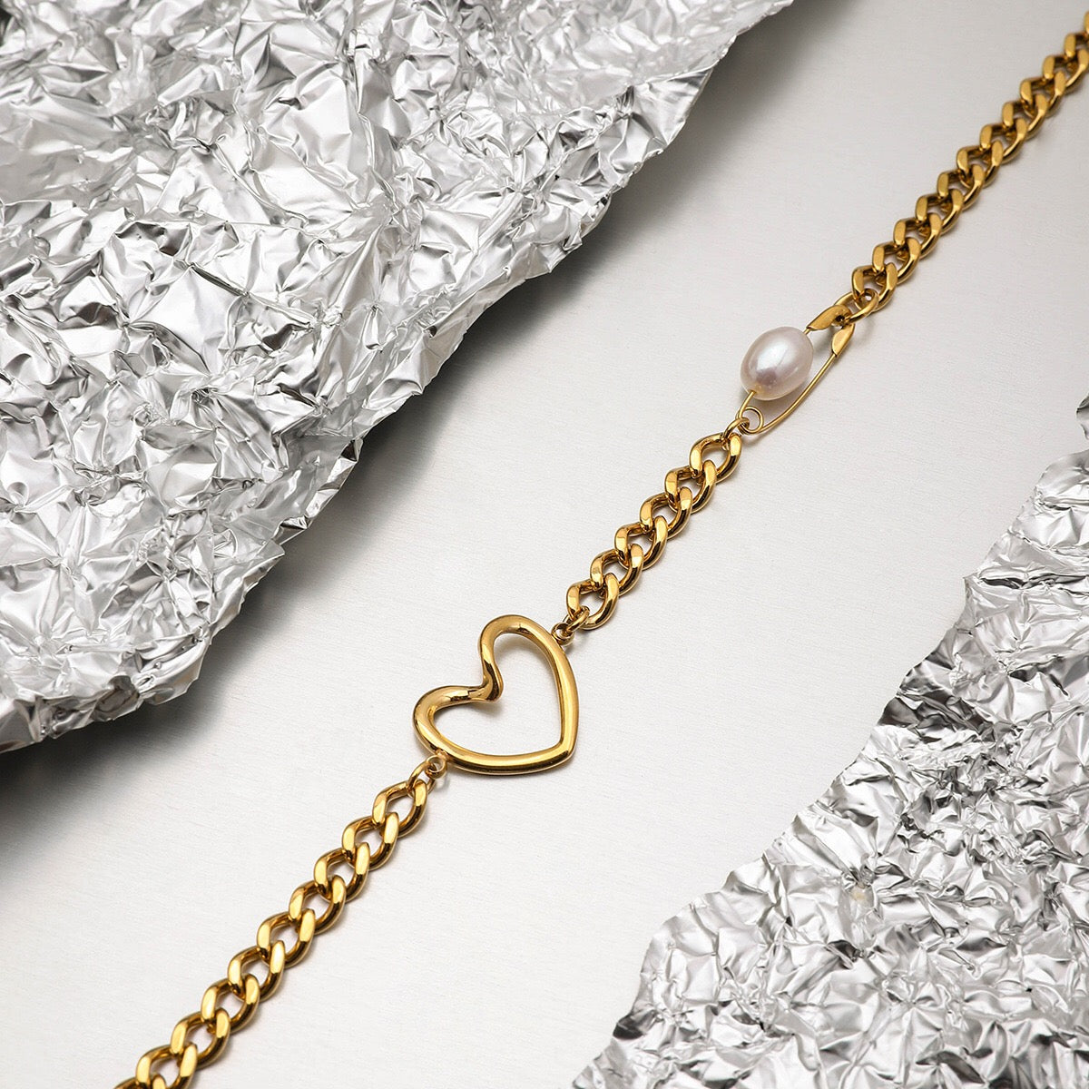 18K Gold Heart Safety Pin Pearl Cuban Curb Chain Necklace
