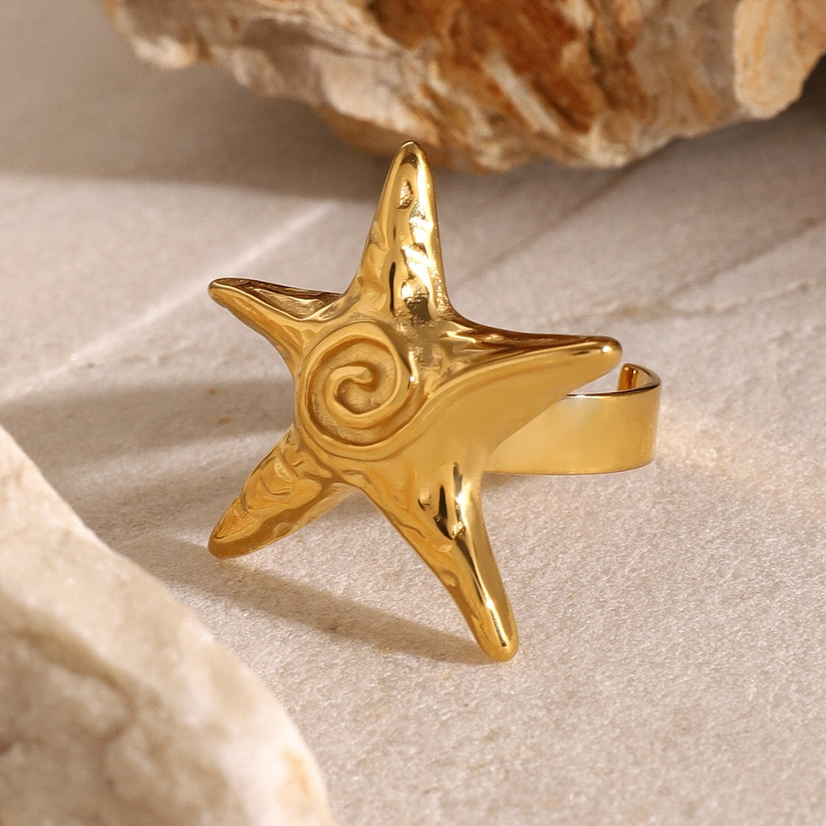 18K Gold Ocean Swirl Starfish Pendant Necklace