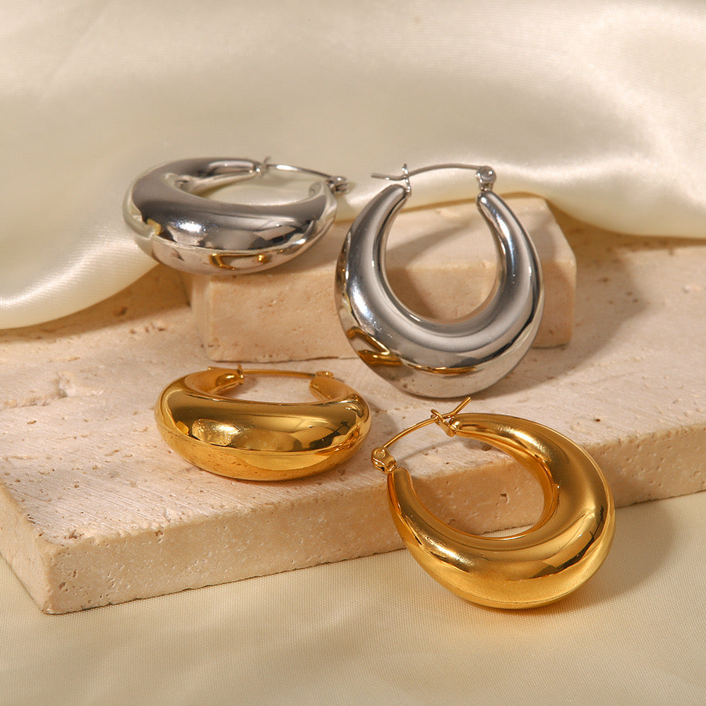 18K Gold Thick Huggie Small Hoop Earrings