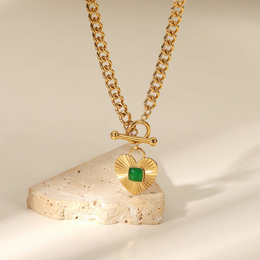 18K Gold Emerald Heart Pendant Statement Necklace