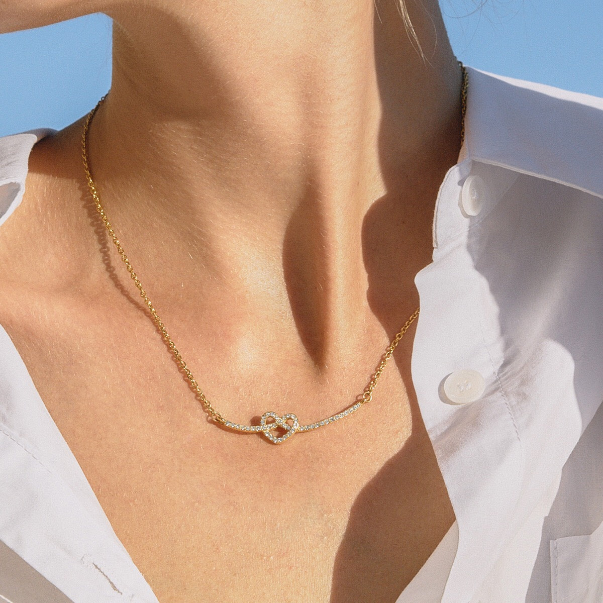 18K Gold Heart Knot Bling Dainty Pendant Necklace