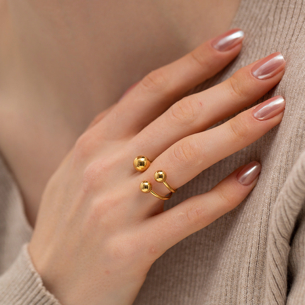 18K Gold Three Beads Cuff Ring