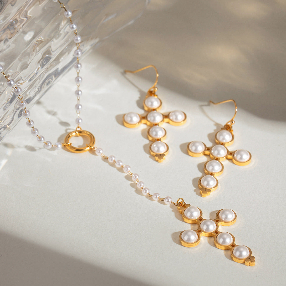 18K Gold Pearl Cross Pendant Lariat Necklace