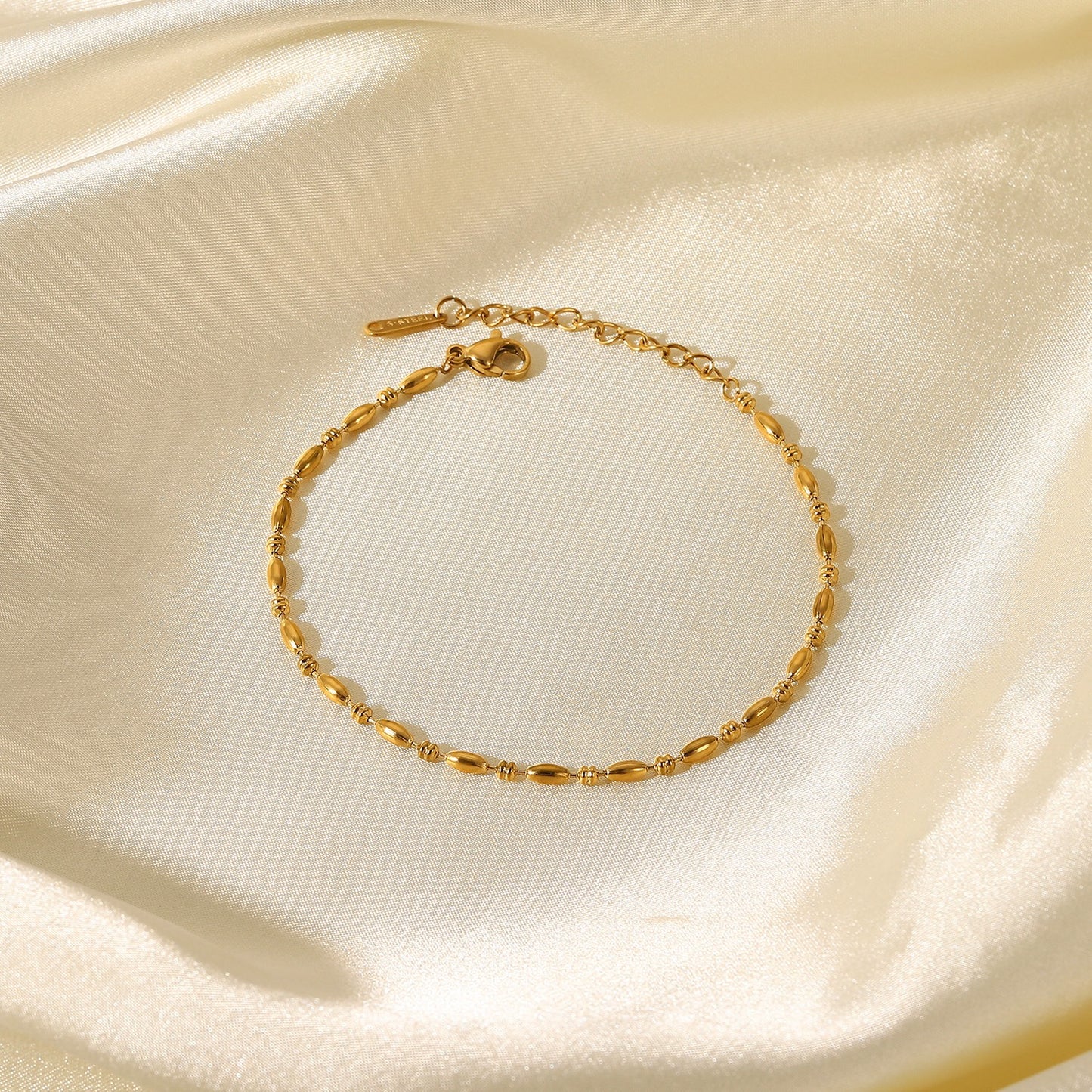 18K Gold Minimalist Beaded Bracelet
