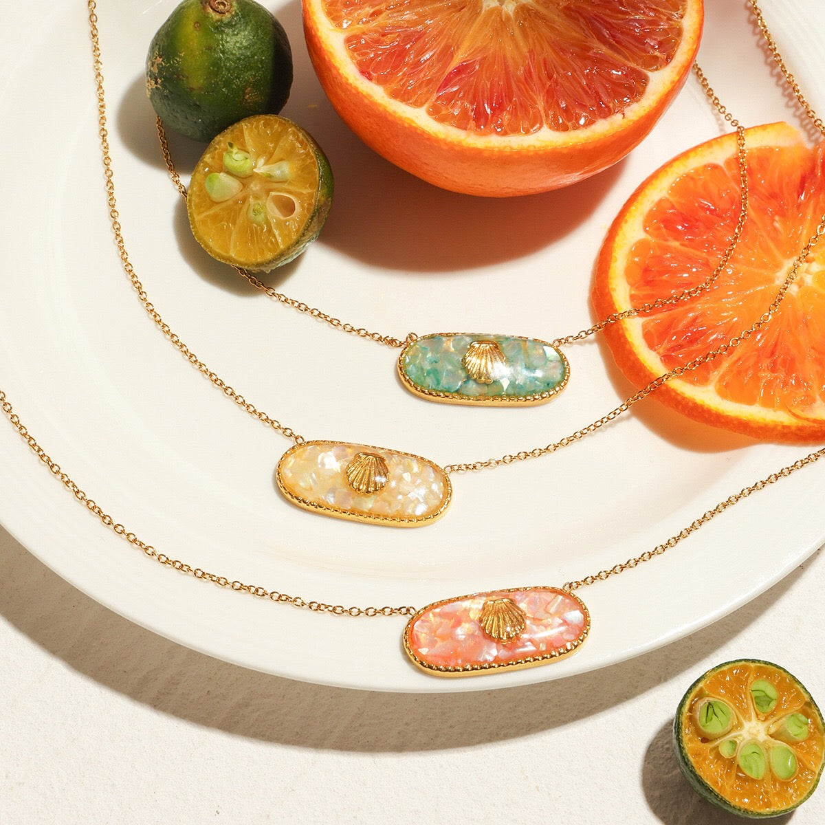 18K Gold Seashell Jelly Color Dainty Pendant Necklace