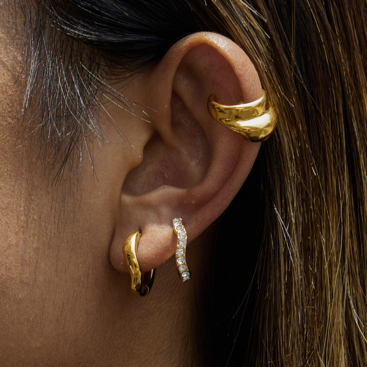 18K Gold Angel Wings Minimalist Bling Huggie Earrings Ear Cuff Set