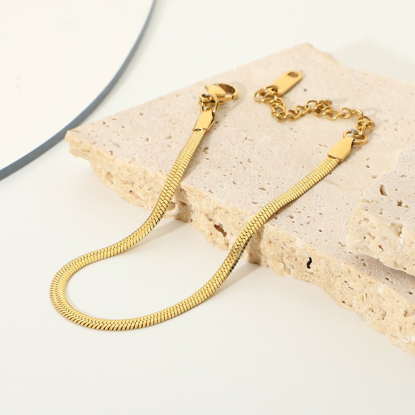 18K Gold Classic Herringbone Bracelet
