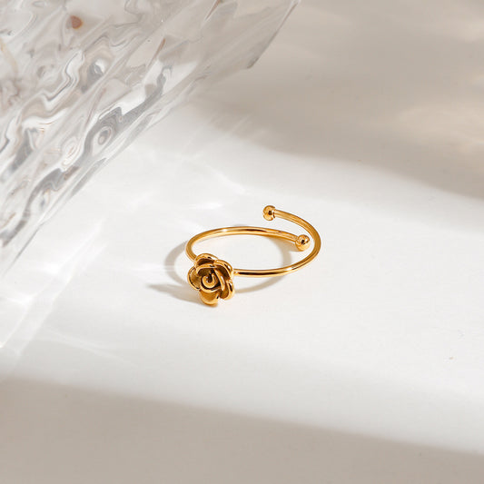 18K Gold Dainty Rose Ring