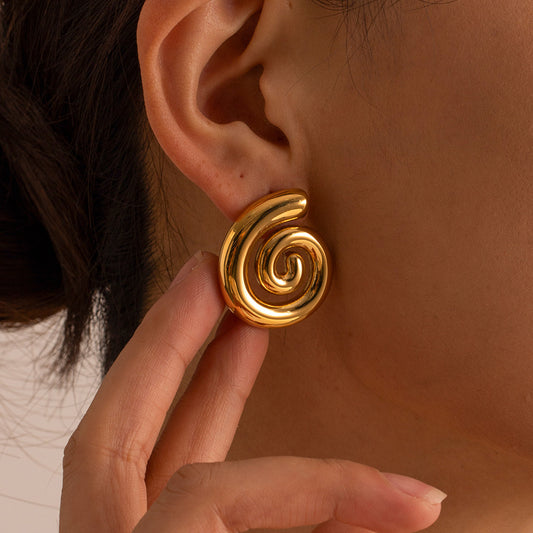 18K Gold Chic Swirl Statement Stud Earrings
