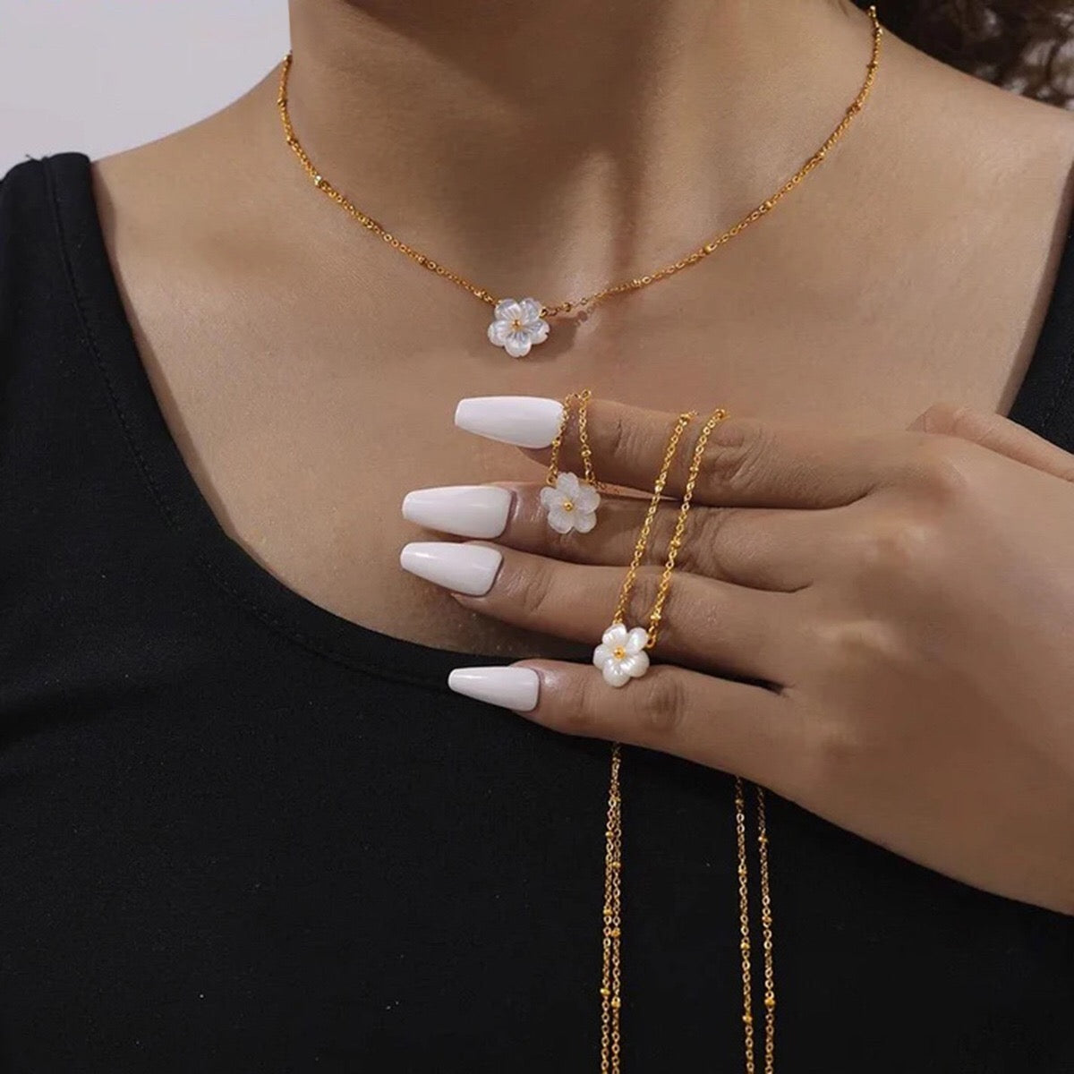 18K Gold White Flower Stacking Ring