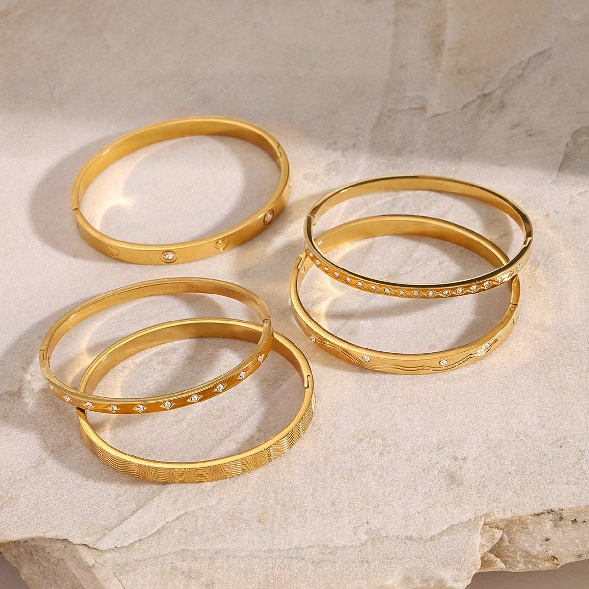 18K Gold Starry Thin Bangle Bracelet