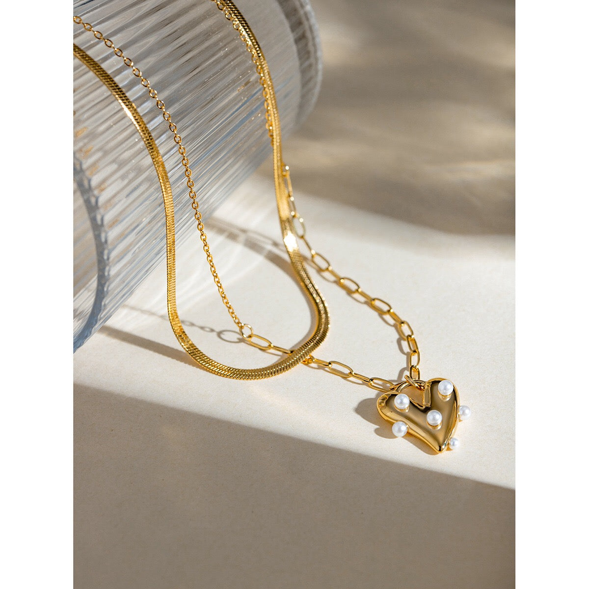 18K Gold Pearl Heart Paperclip Chain Charm Bracelet
