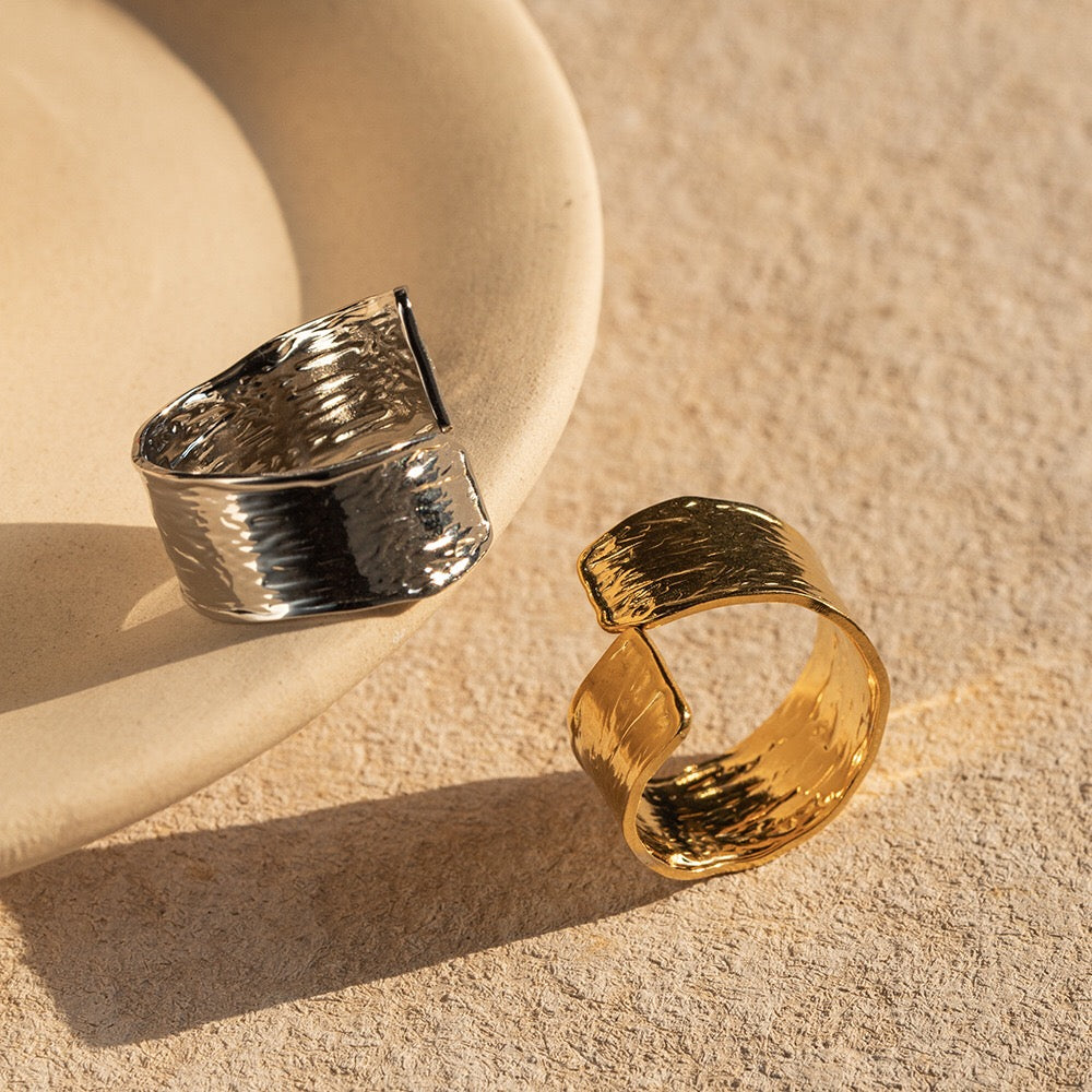 18K Gold Wrap Around Statement Ring