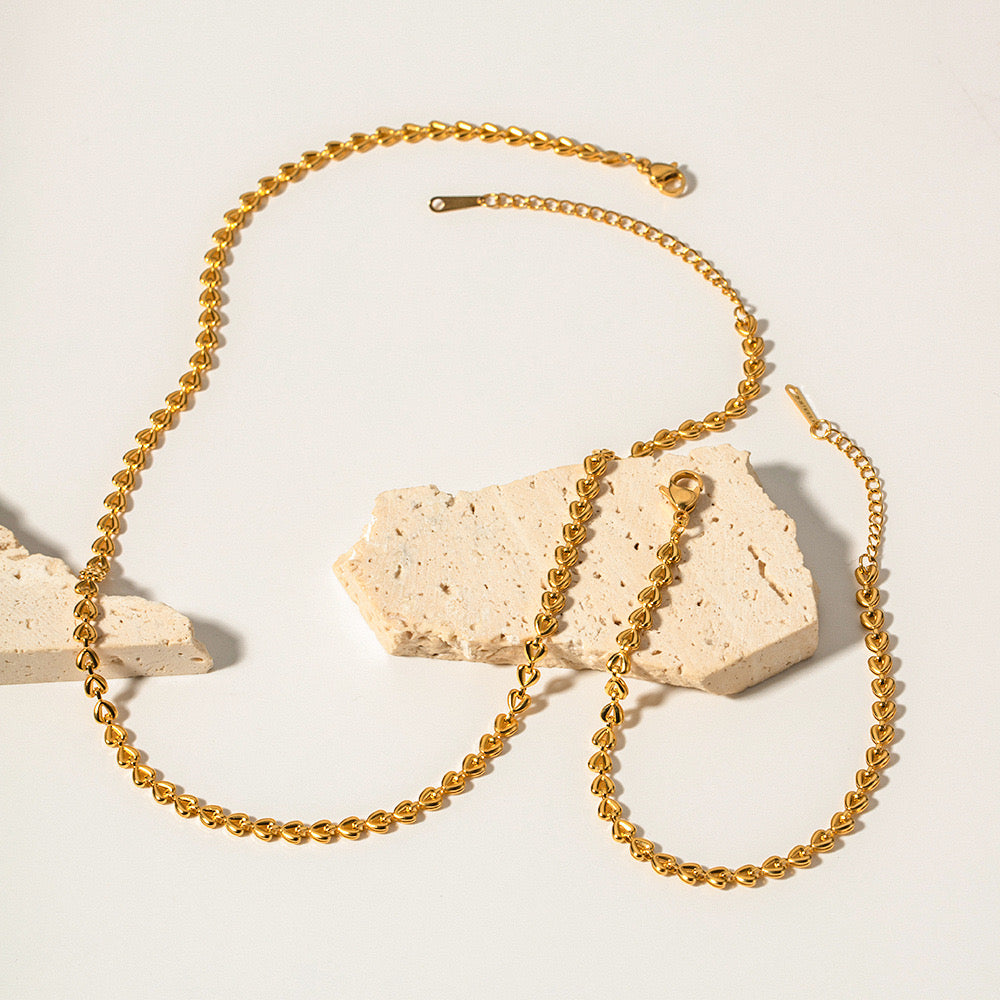 18K Gold Heart Chain Bracelet