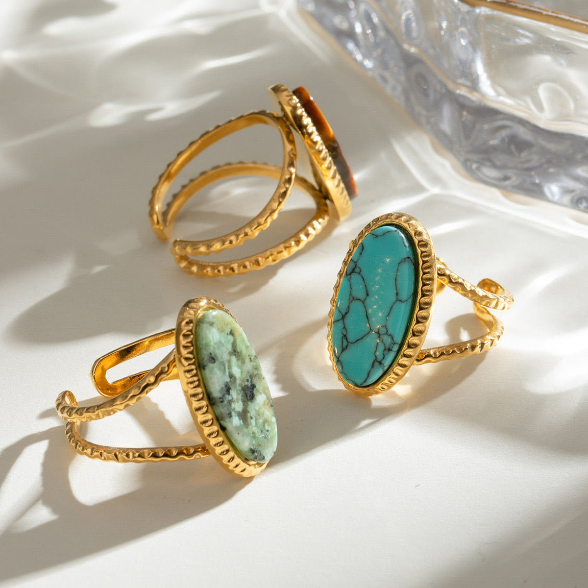 18K Gold Old Money Oval Gemstone Statement Ring