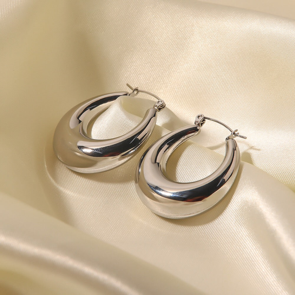 18K Gold Thick Huggie Small Hoop Earrings