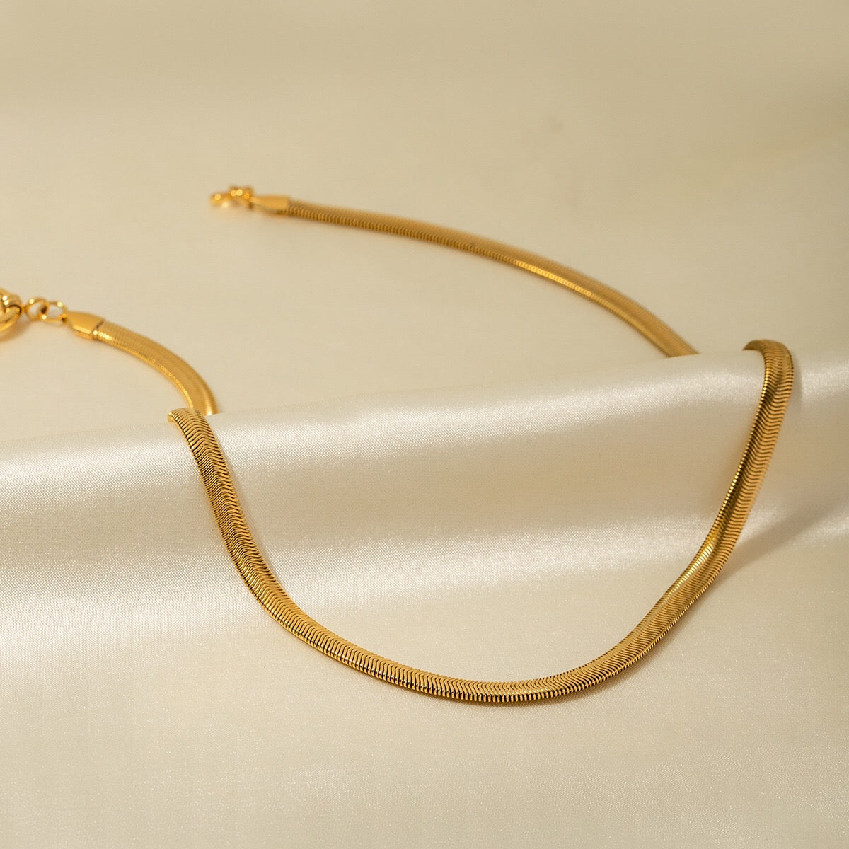 18K Gold Herringbone Snake Chain Charm Necklace Base