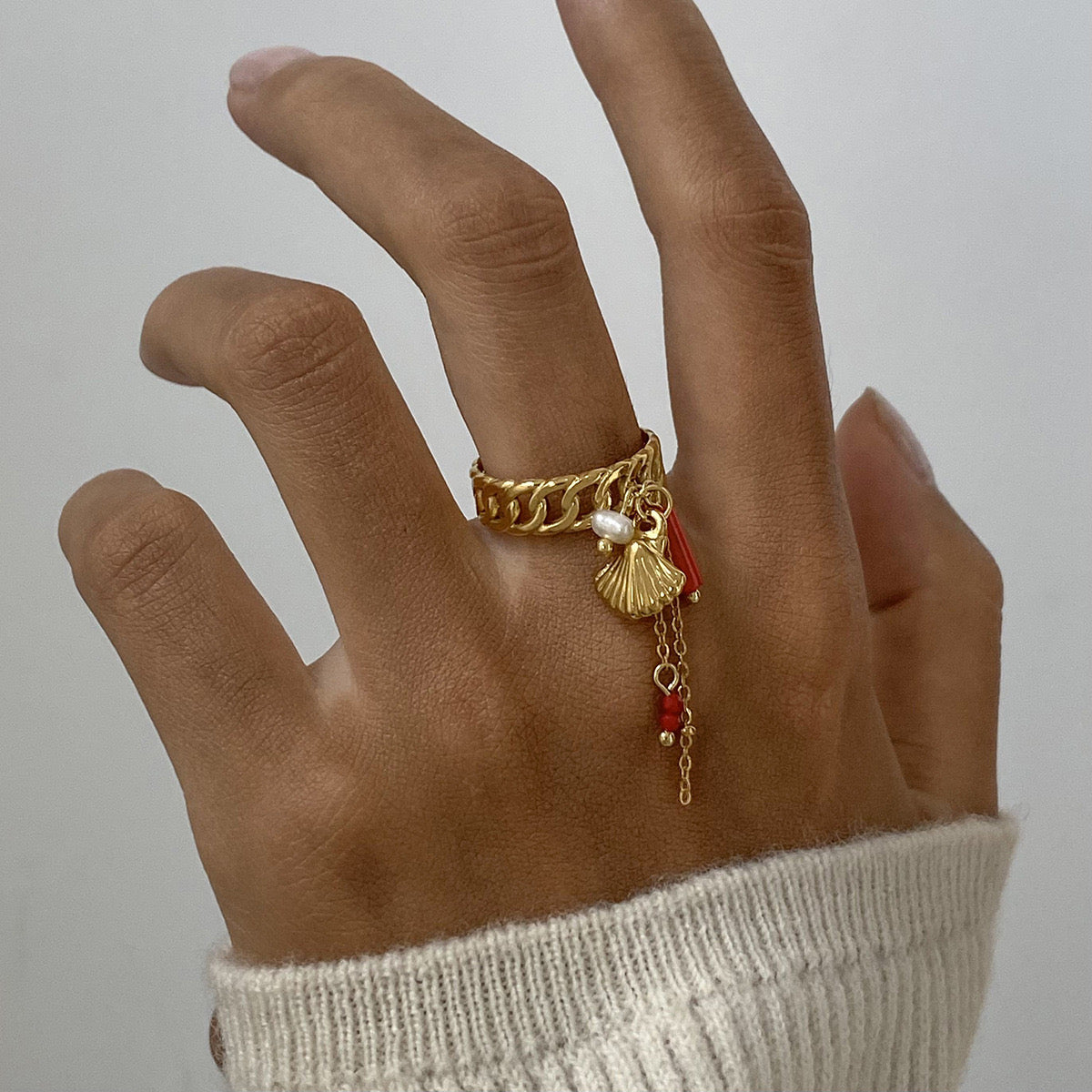 18K Gold Sea Shell Pearl Charm Band Ring