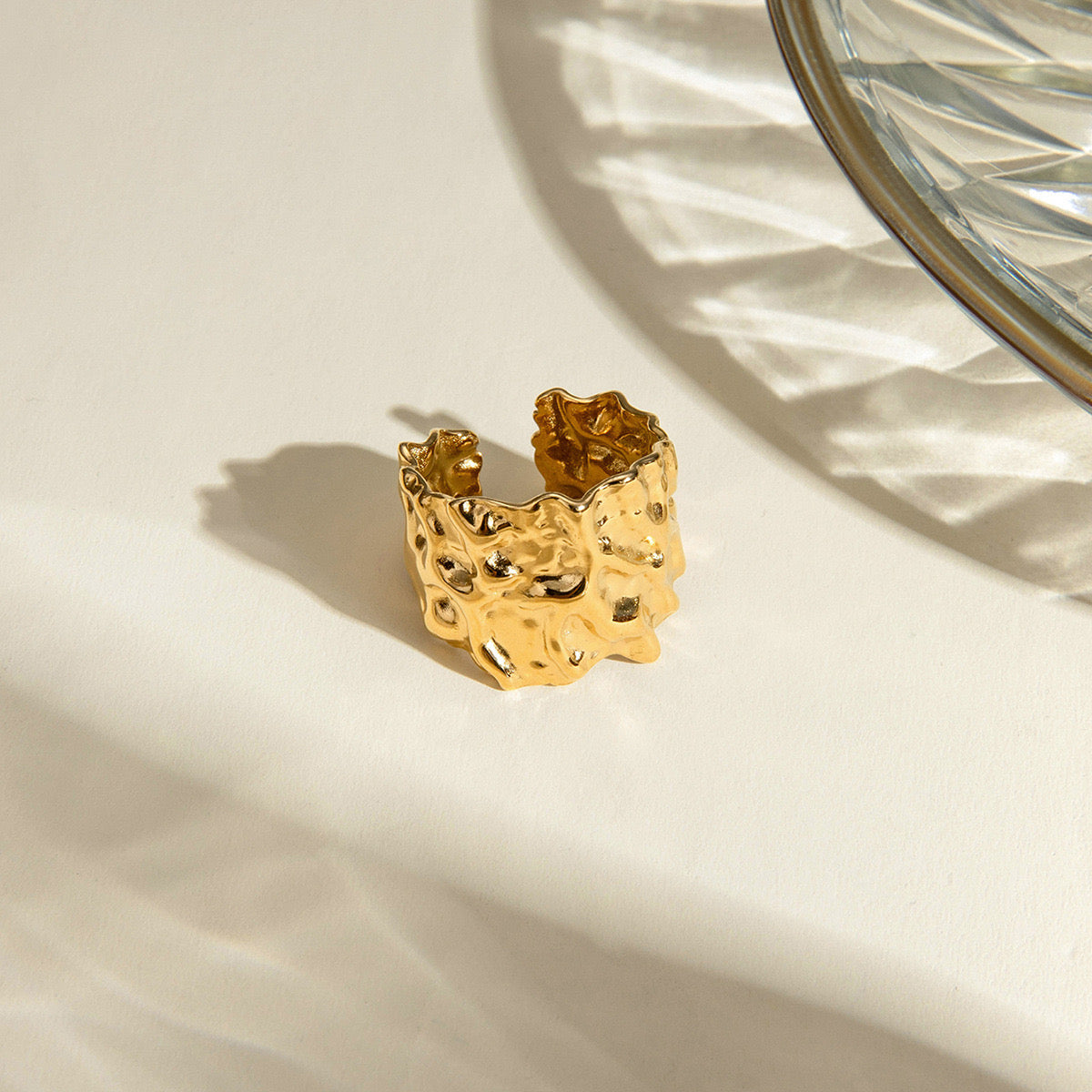18K Gold Hammered Texture Statement Band Ring