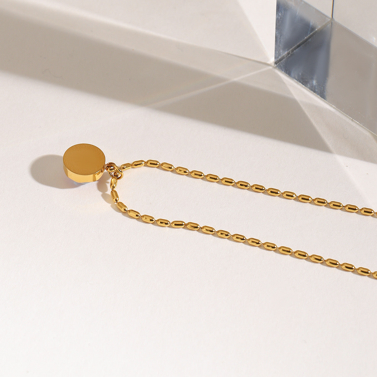 18K Gold Moonstone Pendant Necklace