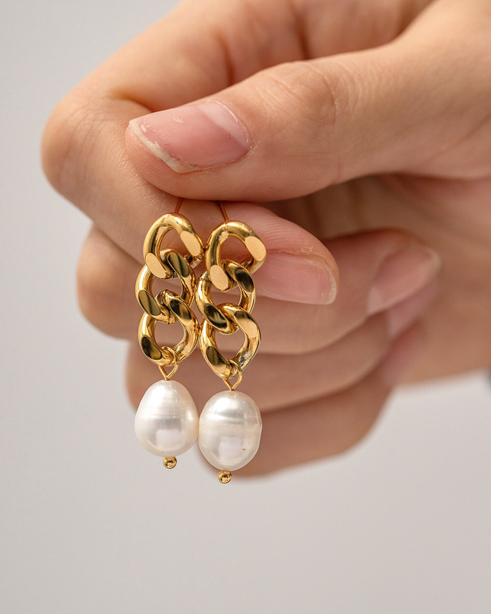 18K Gold Cuban Link Pearl Stud Dangle Earrings