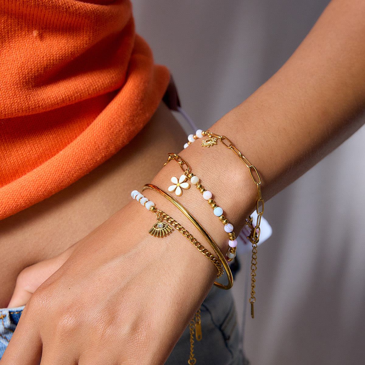 18K Gold Pastel Blue Flower Beaded Chain Bangle Bracelet Stack