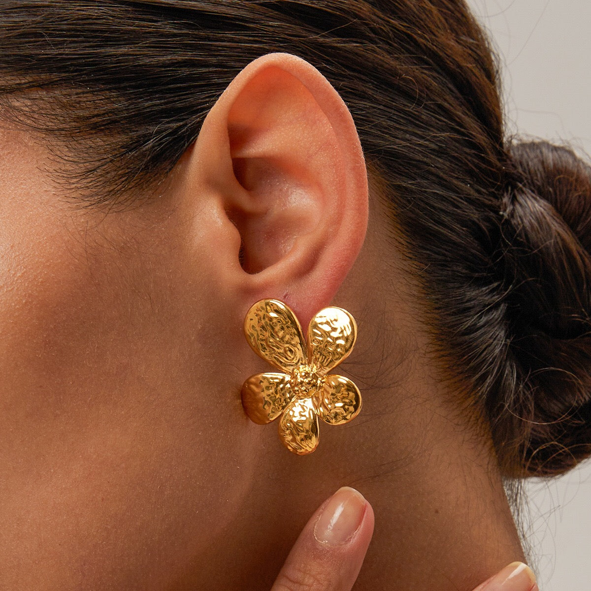 18K Gold Blooming Flower Statement Stud Earrings