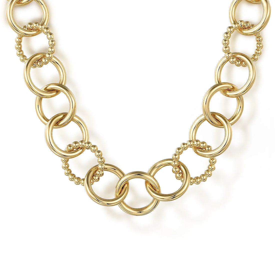 Circle Chain: The Versatile Accessory Essential