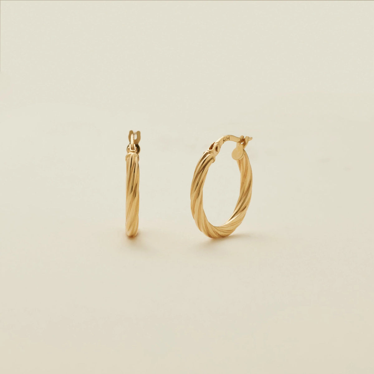 Solid Gold Earrings: Durable, Chic, Perfect