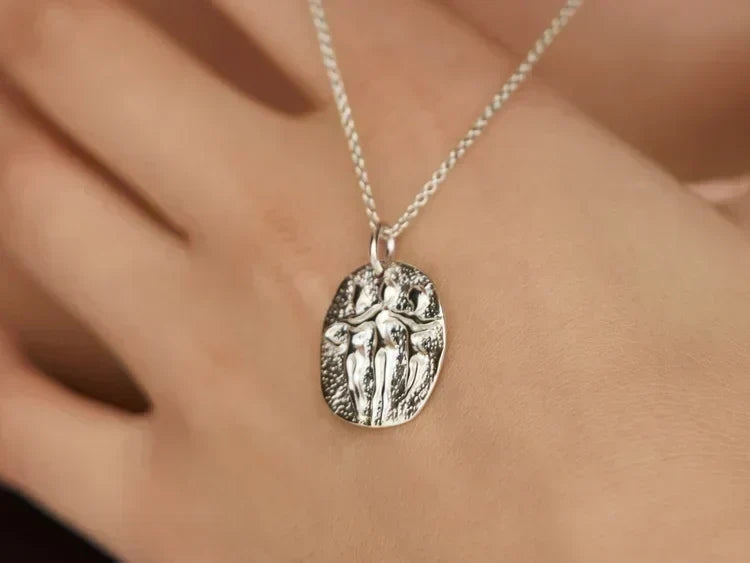How to Clean a Sterling Silver Necklace: Step-by-Step