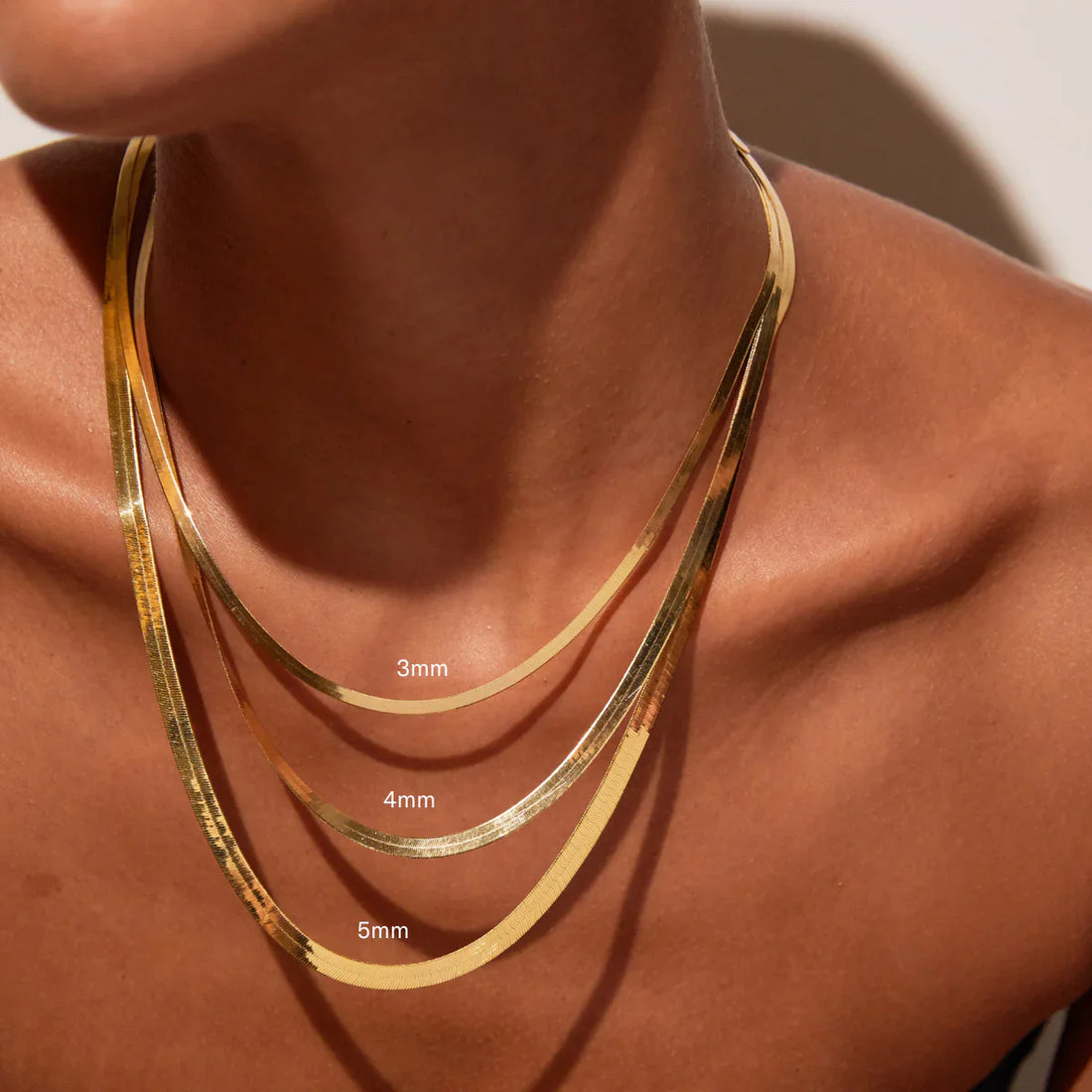 Gold Herringbone Necklace: Your Guide to the Flat Chain Trend