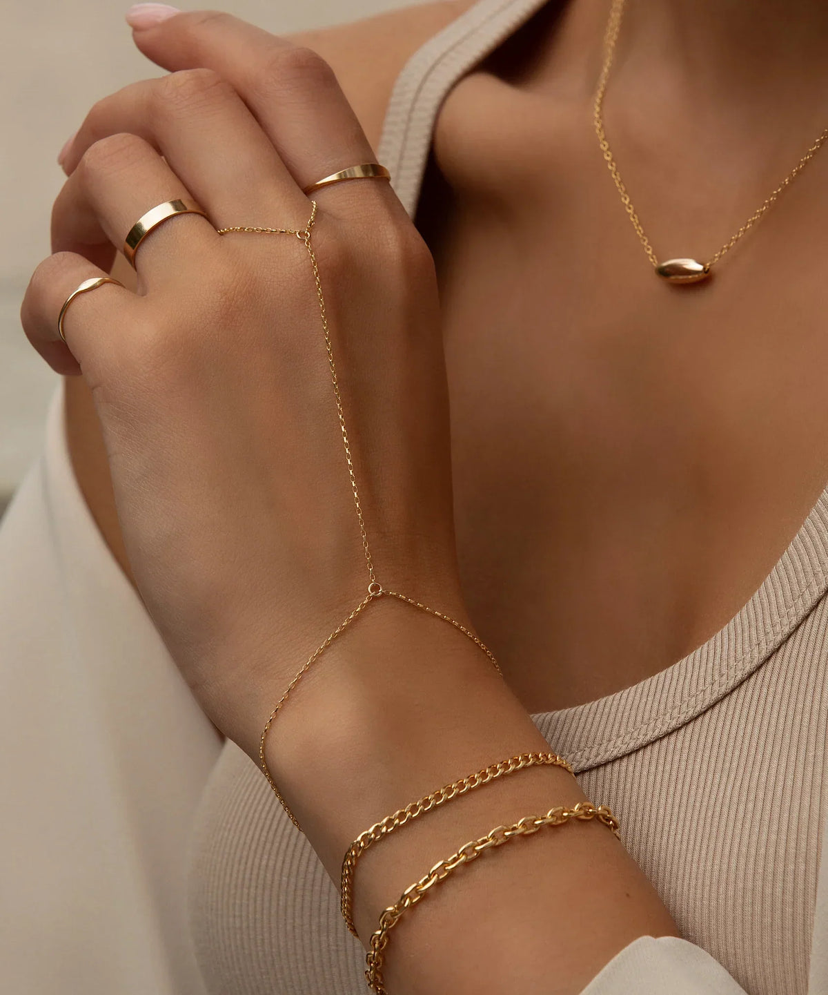 Hand Jewelry Chain: Your Key to Effortless Elegance