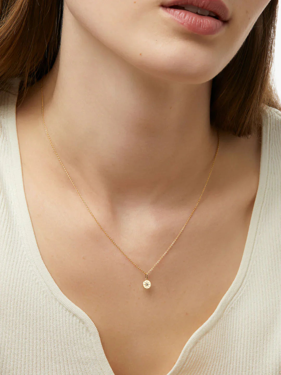 Gold Chain for Women: Elevate Any Outfit in Seconds
