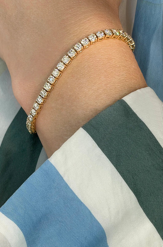 Gold Tennis Bracelet: Luxury That’s Wearable